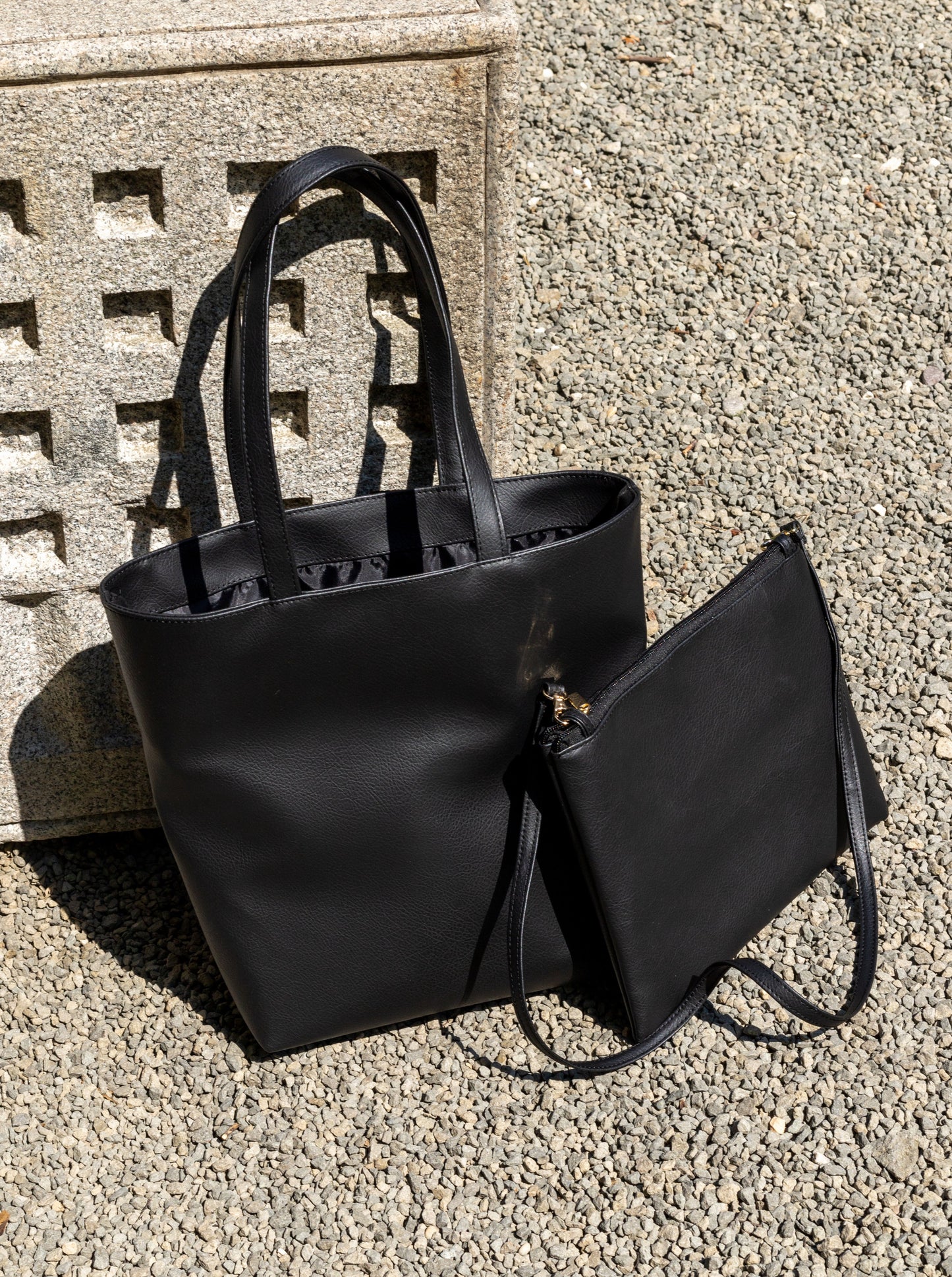IRIS Black Tote Bag Combo - zoe & co