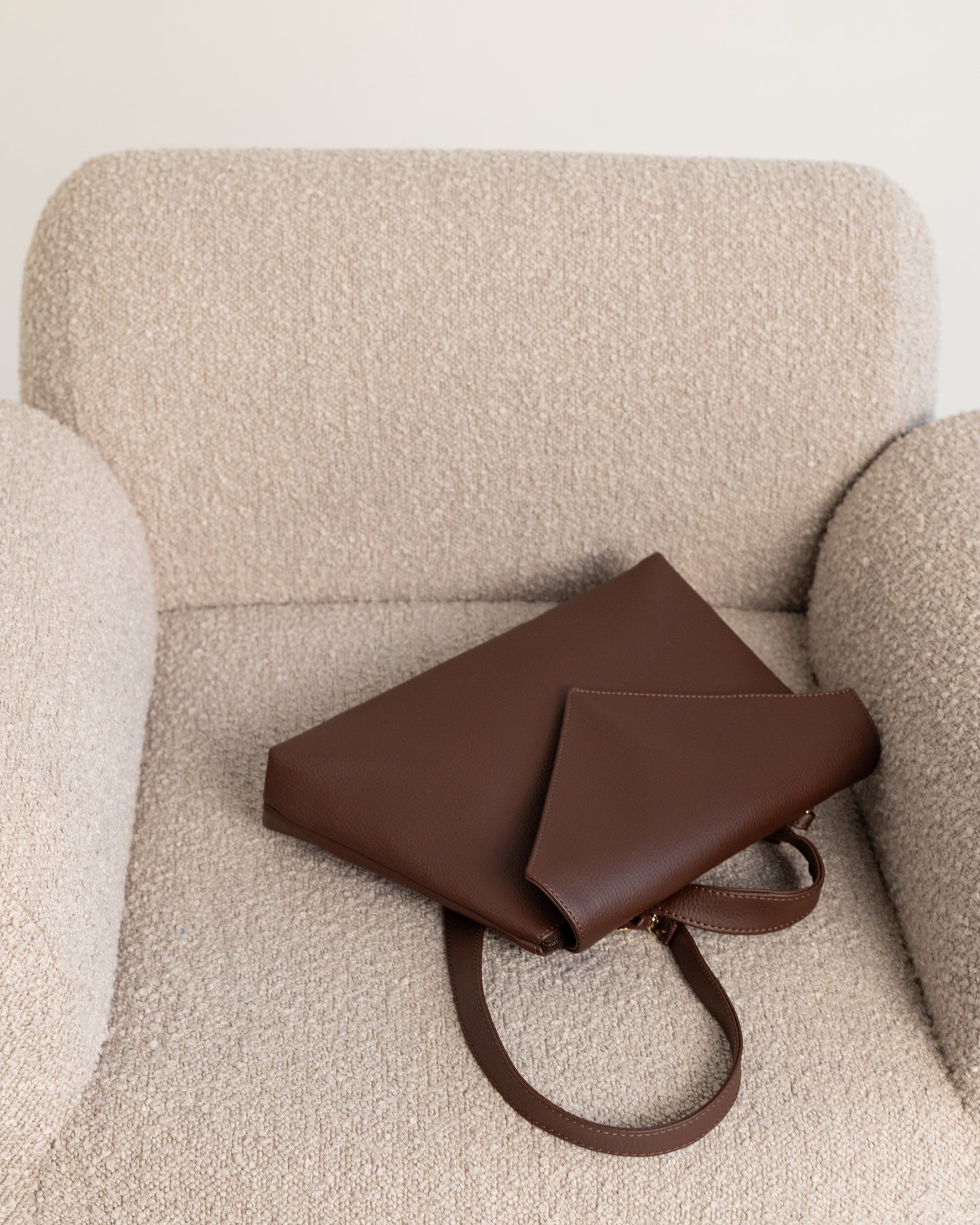 BELLA Mokka Shoulder Bag