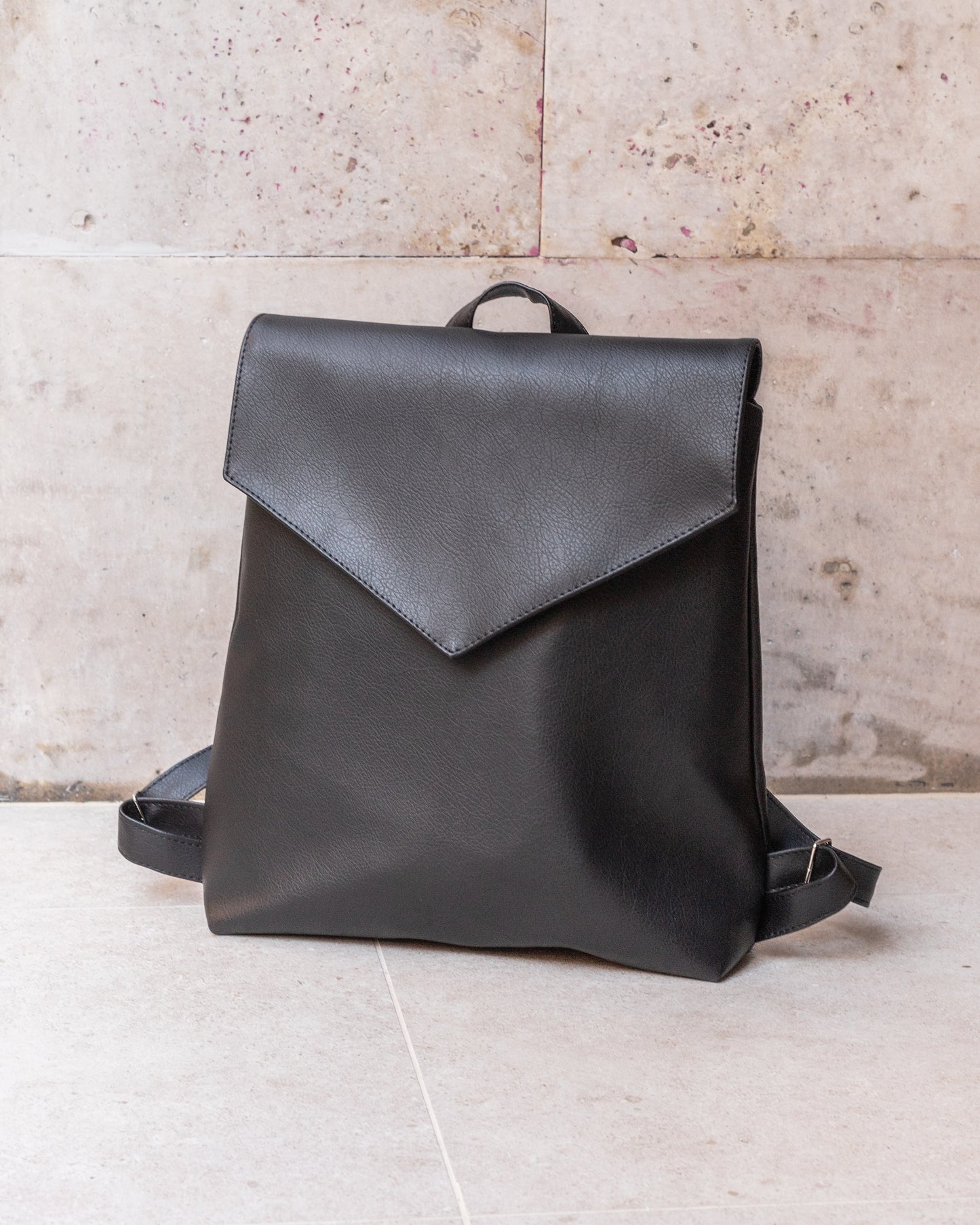 MAXIME Large Elegant Backpack - zoe & co