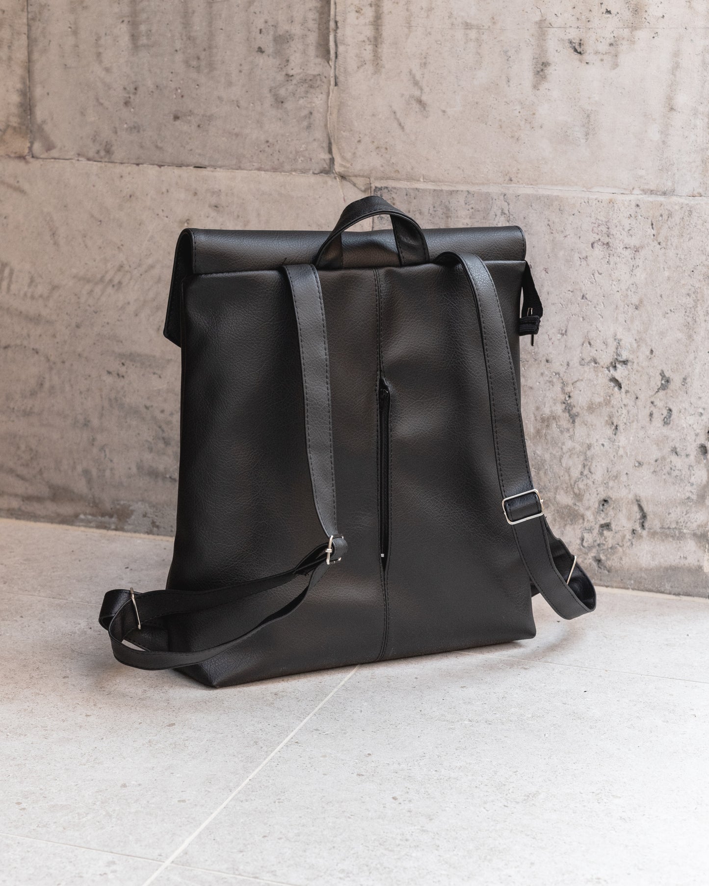 MAXIME Large Elegant Backpack - zoe & co