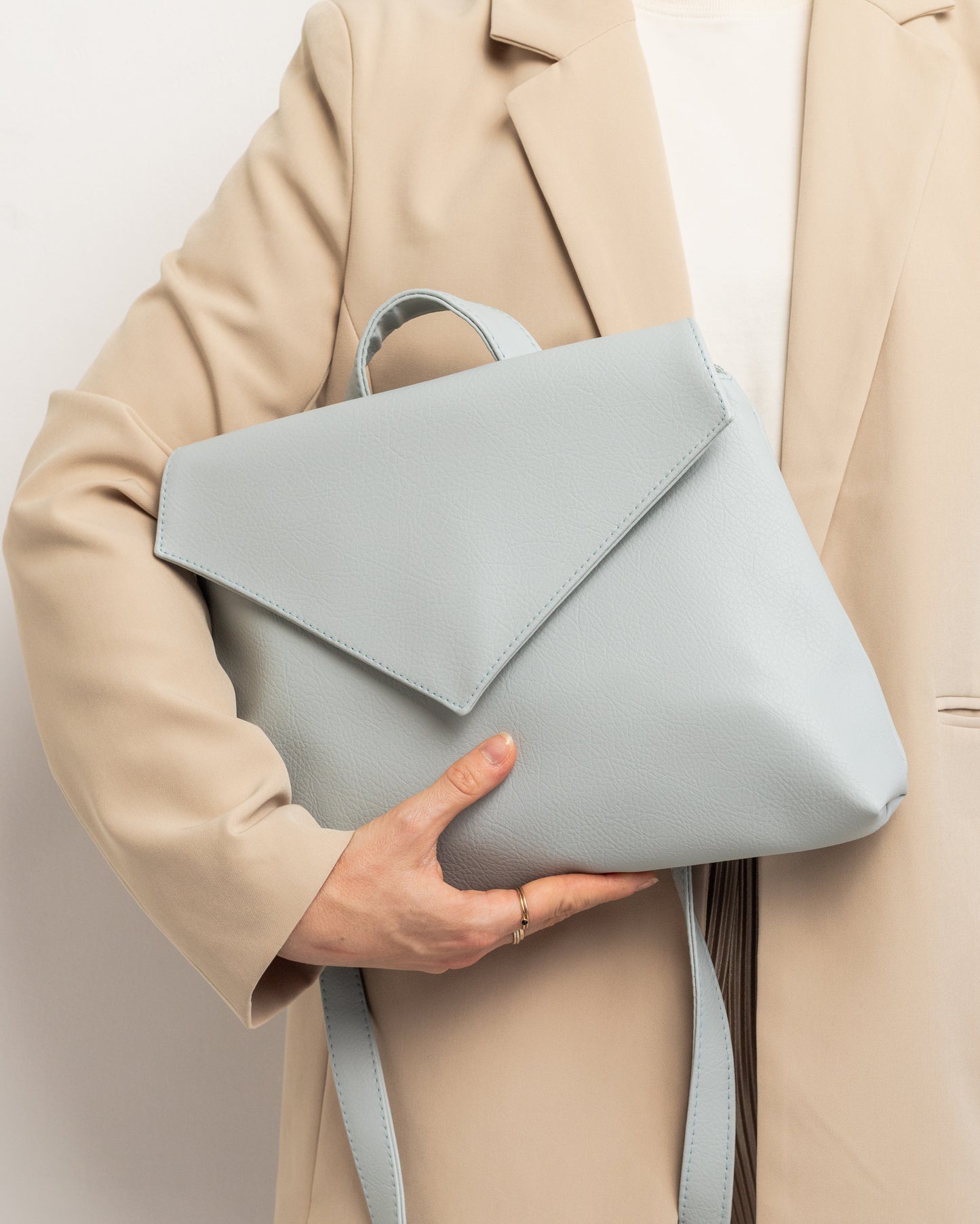 BELLA Mist Shoulder Bag