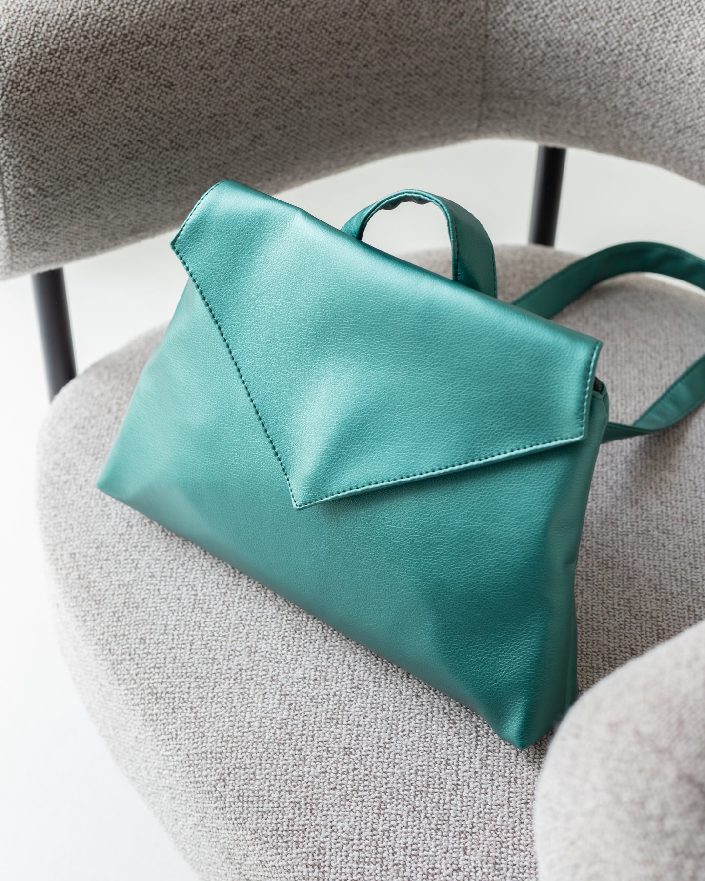 BELLA Metallic-Green Shoulder Bag - zoe & co
