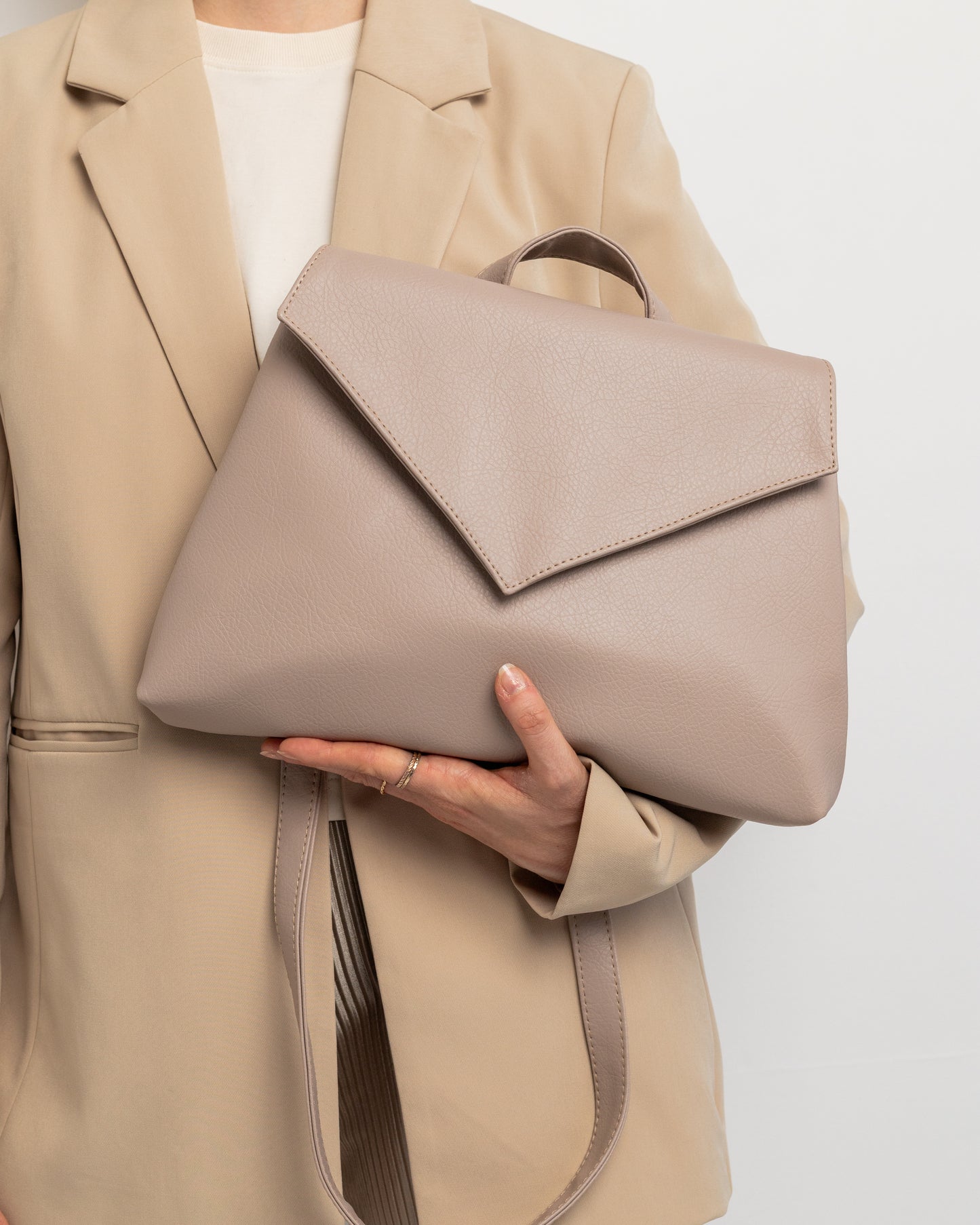 BELLA Tan Shoulder Bag