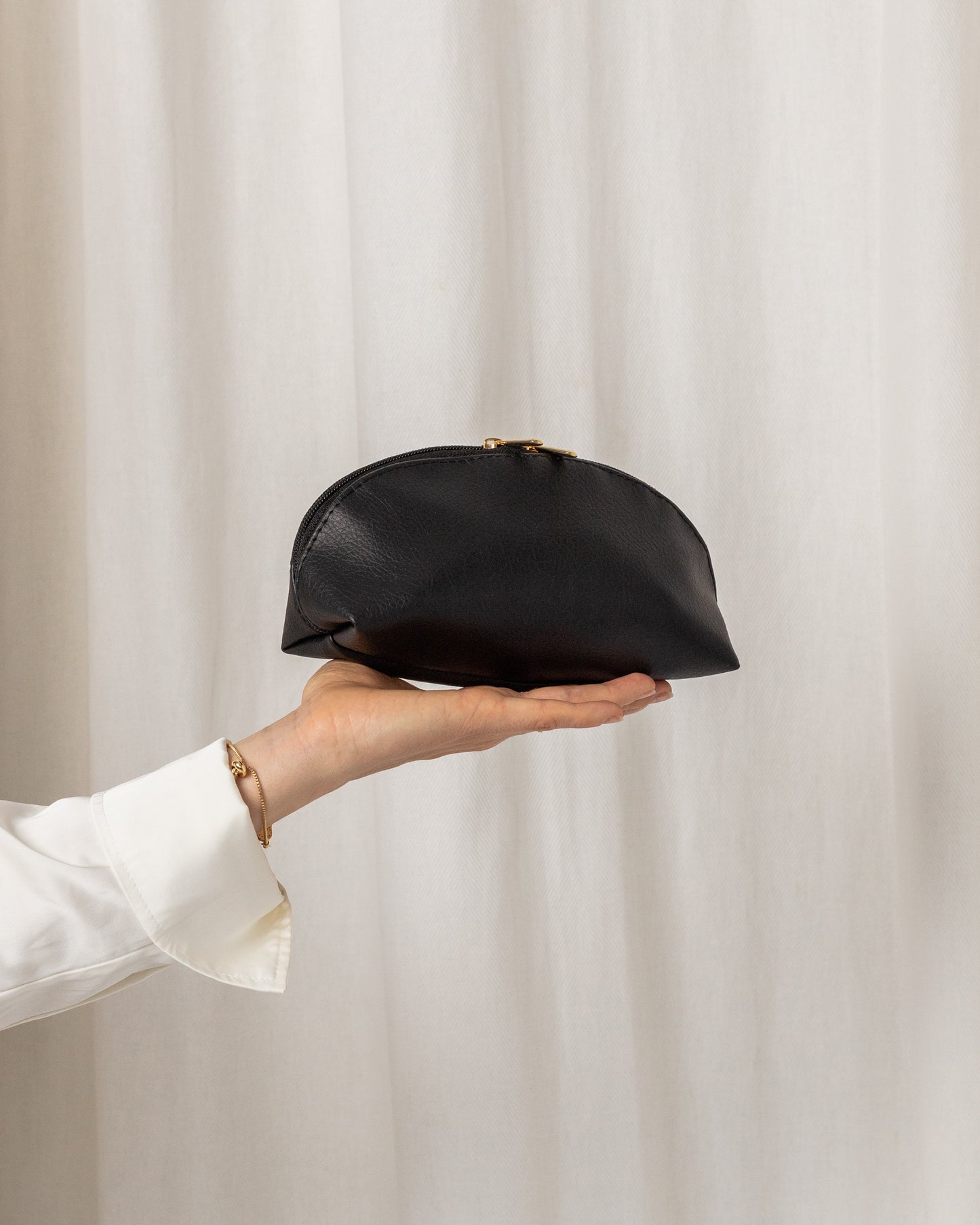 POUCH Black - zoe & co