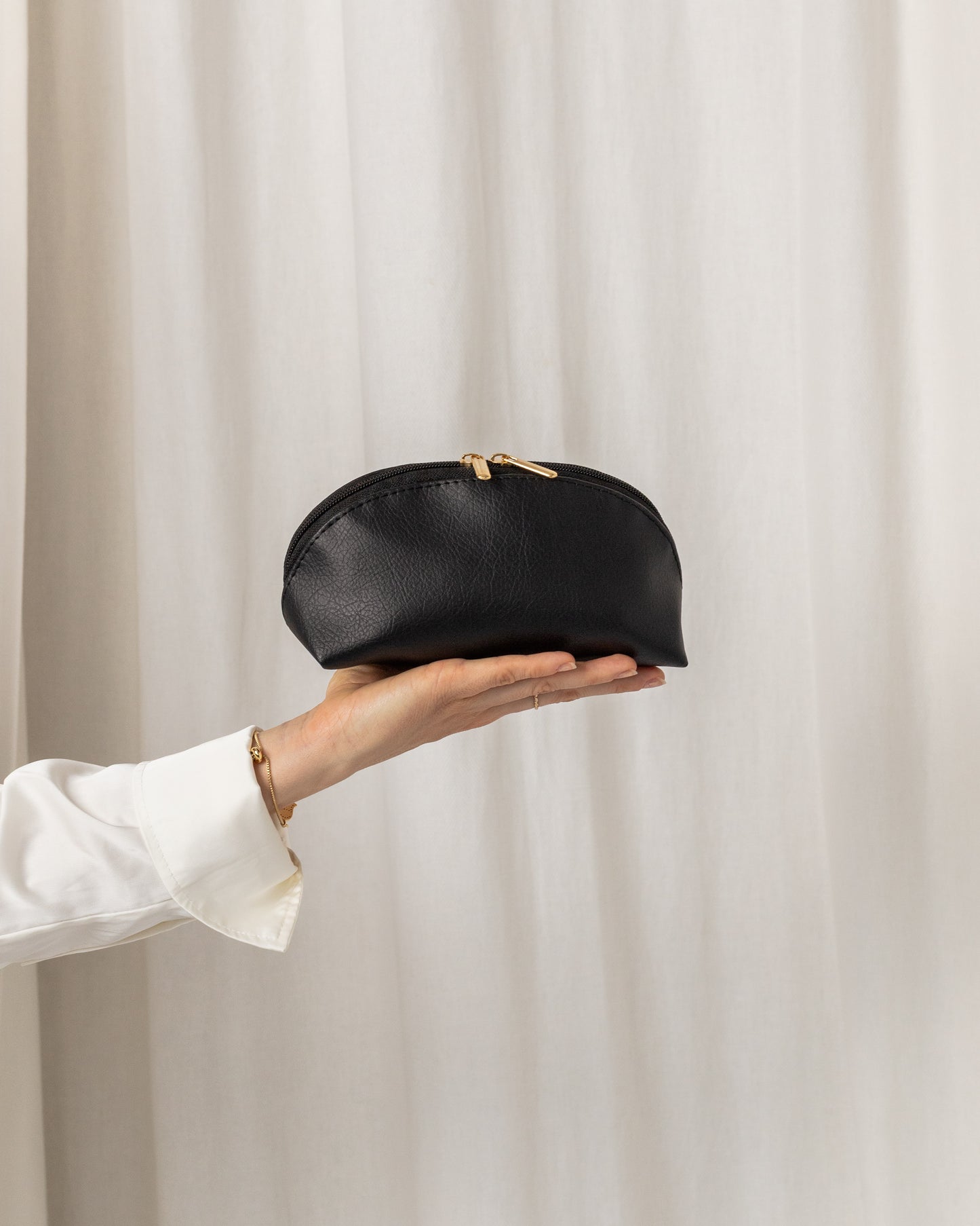 POUCH Black - zoe & co