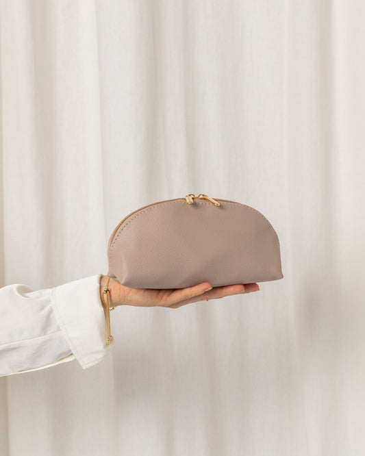 POUCH Tan - zoe & co