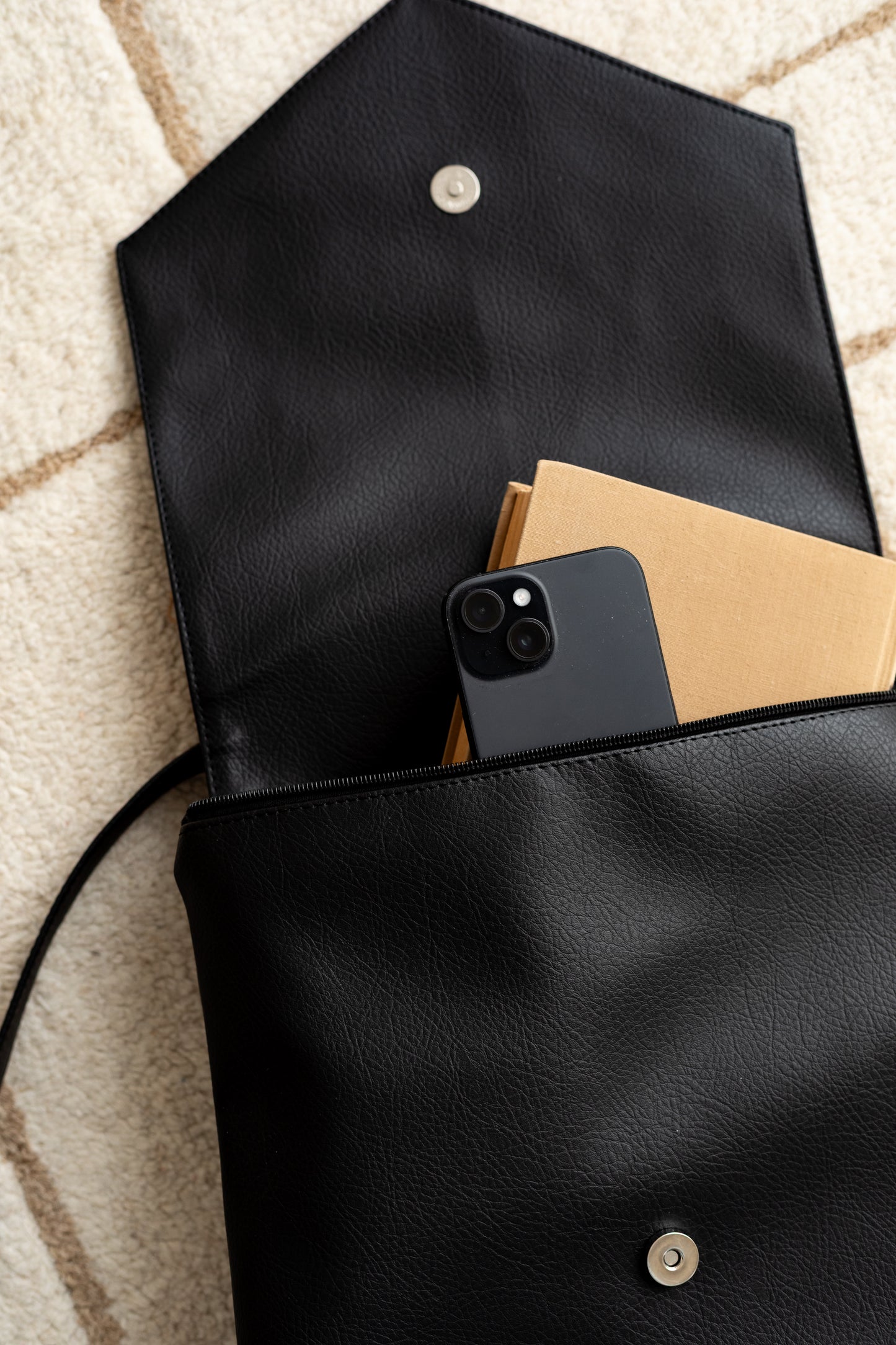 ATTACHÉ Black Backpack