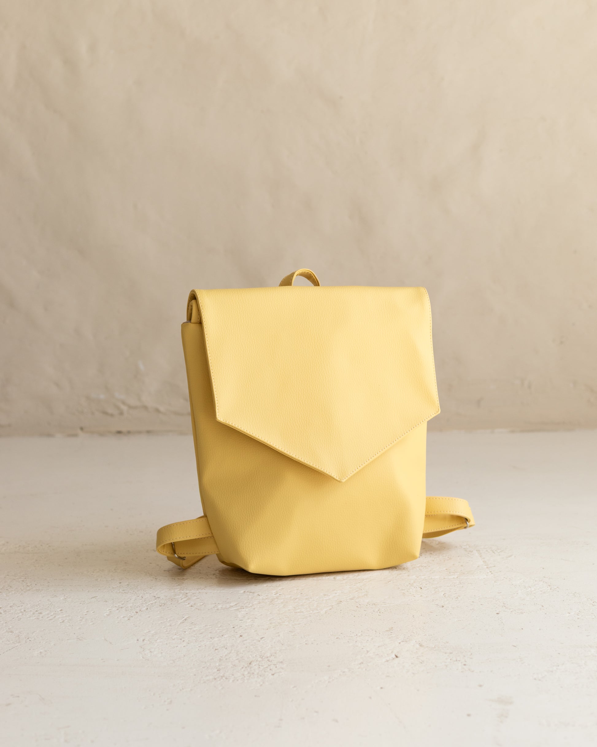 LINE Lemon Backpack - zoe & co
