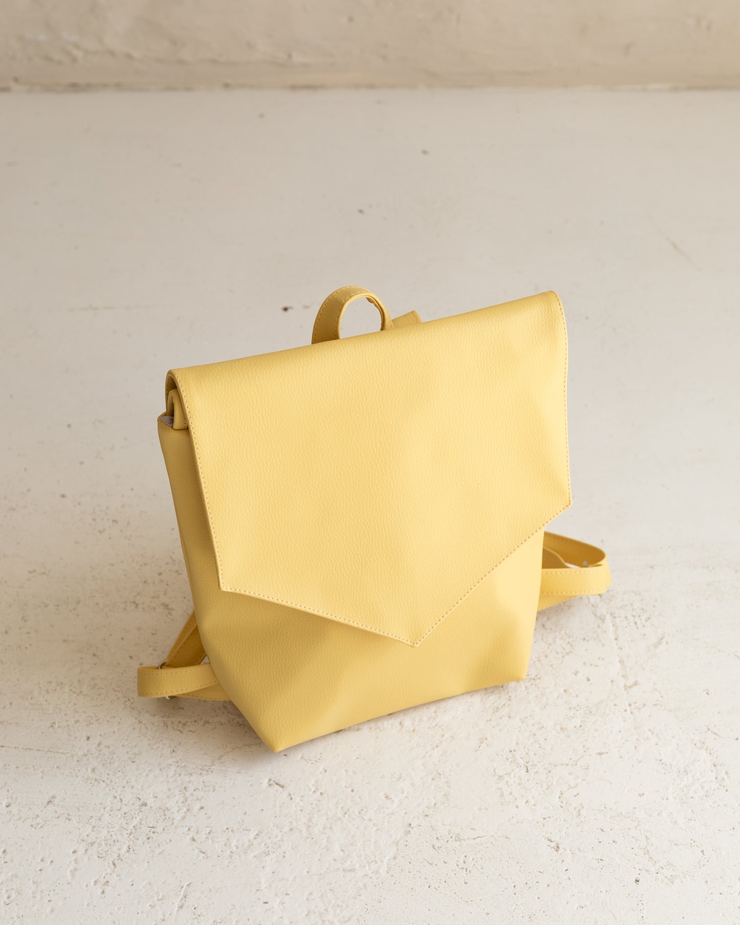 LINE Lemon Backpack - zoe & co