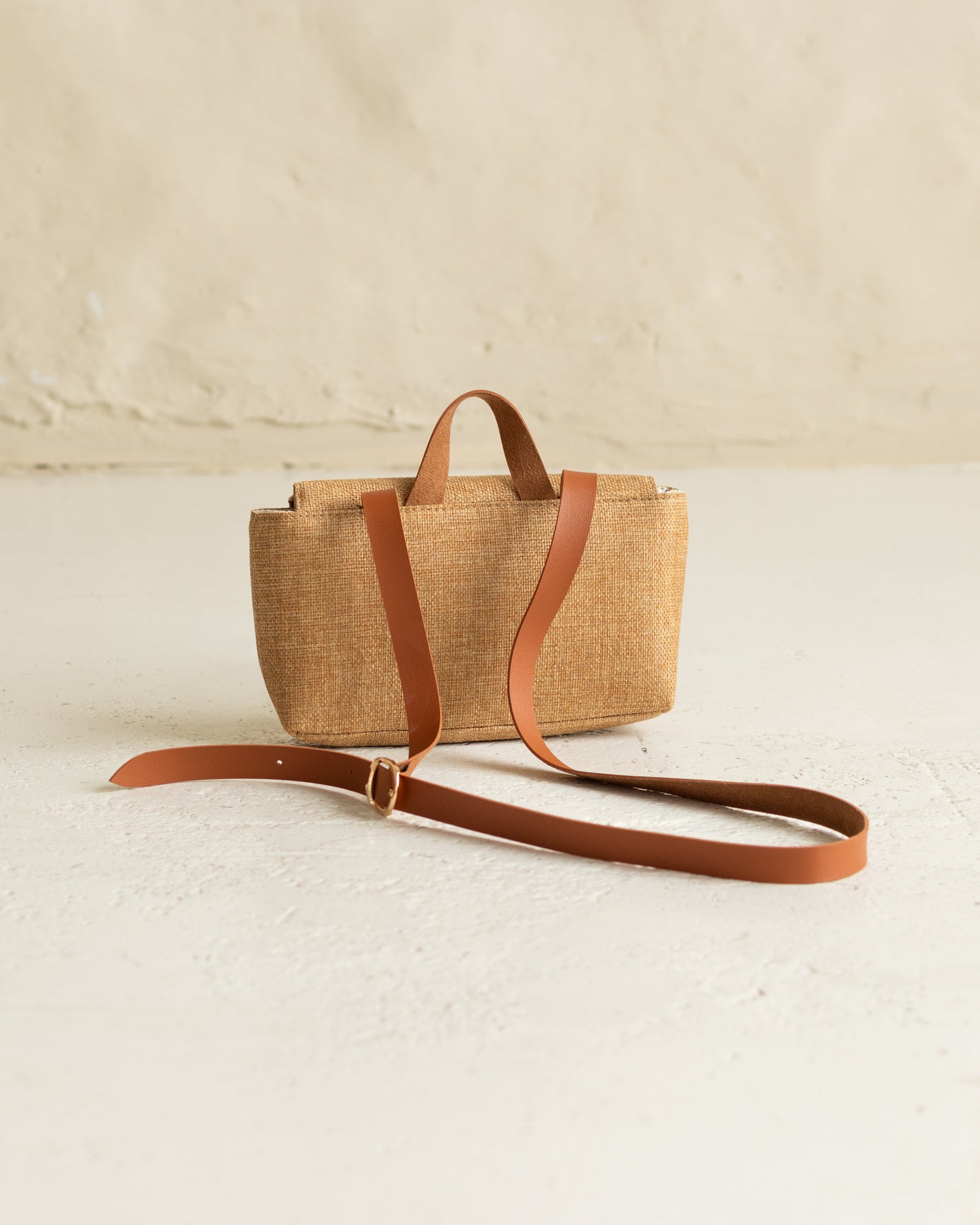 COPINE Shoulder Bag Natural - zoe & co