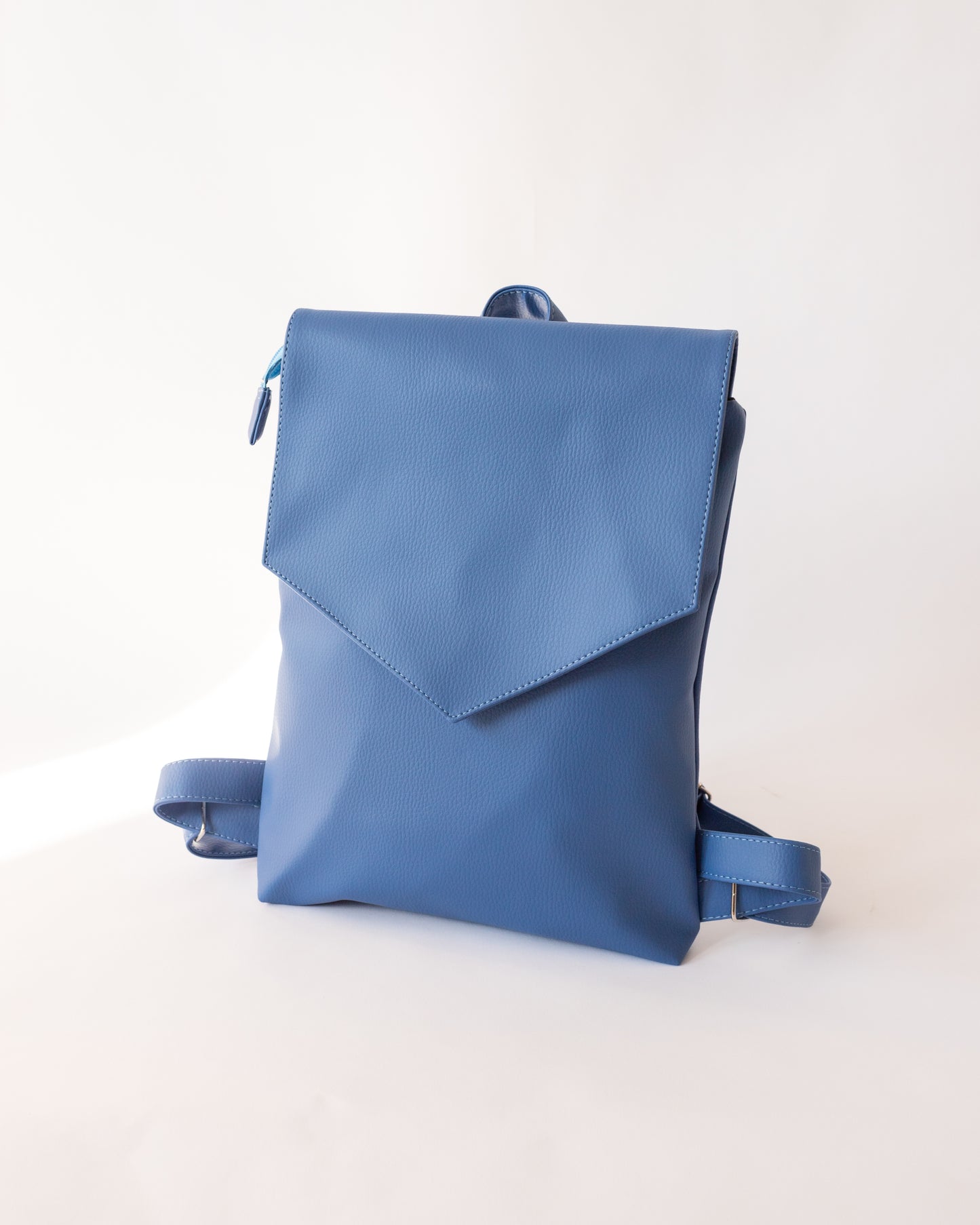 LINE Notebook Backpack Blue - zoe & co